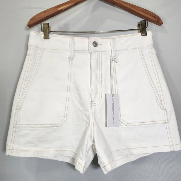 NWT Just Black Off White High Waist Denim Shorts Size L - Picture 3 of 13